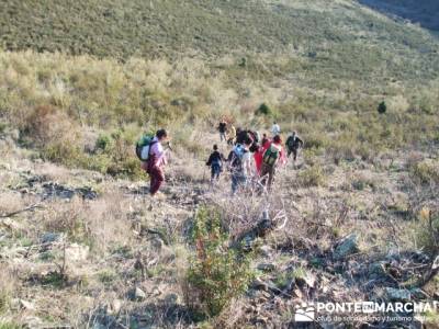 Descendiendo del Cancho de la Cabeza- Senda Genaro GR300 - senderismomadrid; excursiones de fin de s